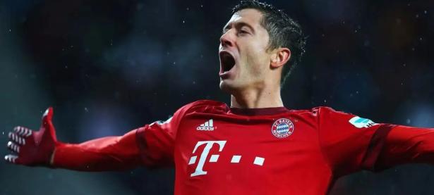 一竞技电竞-莱万多夫斯基遭遇十五连败，曼联教练面临压力！的简单介绍