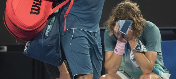 一竞技电子-包含费德勒在澳大利亚队比赛中回归赛场，大胜引发热议！的词条