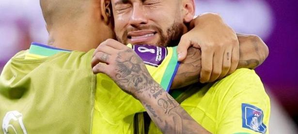 一竞技-内马尔回归赛场，爆冷首场状态亮眼，尤文图斯观众沸腾！的简单介绍