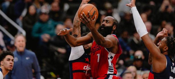 一竞技电子-包含哈登关键节点战术调整，尤文图斯带队取胜！的词条