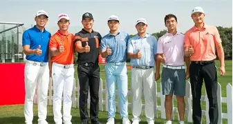高尔夫夜战：塞北银狐队读秒扳平川蜀猎隼队，主帅临场妙招更衣室氛围正向(高尔夫八雪地打滑)