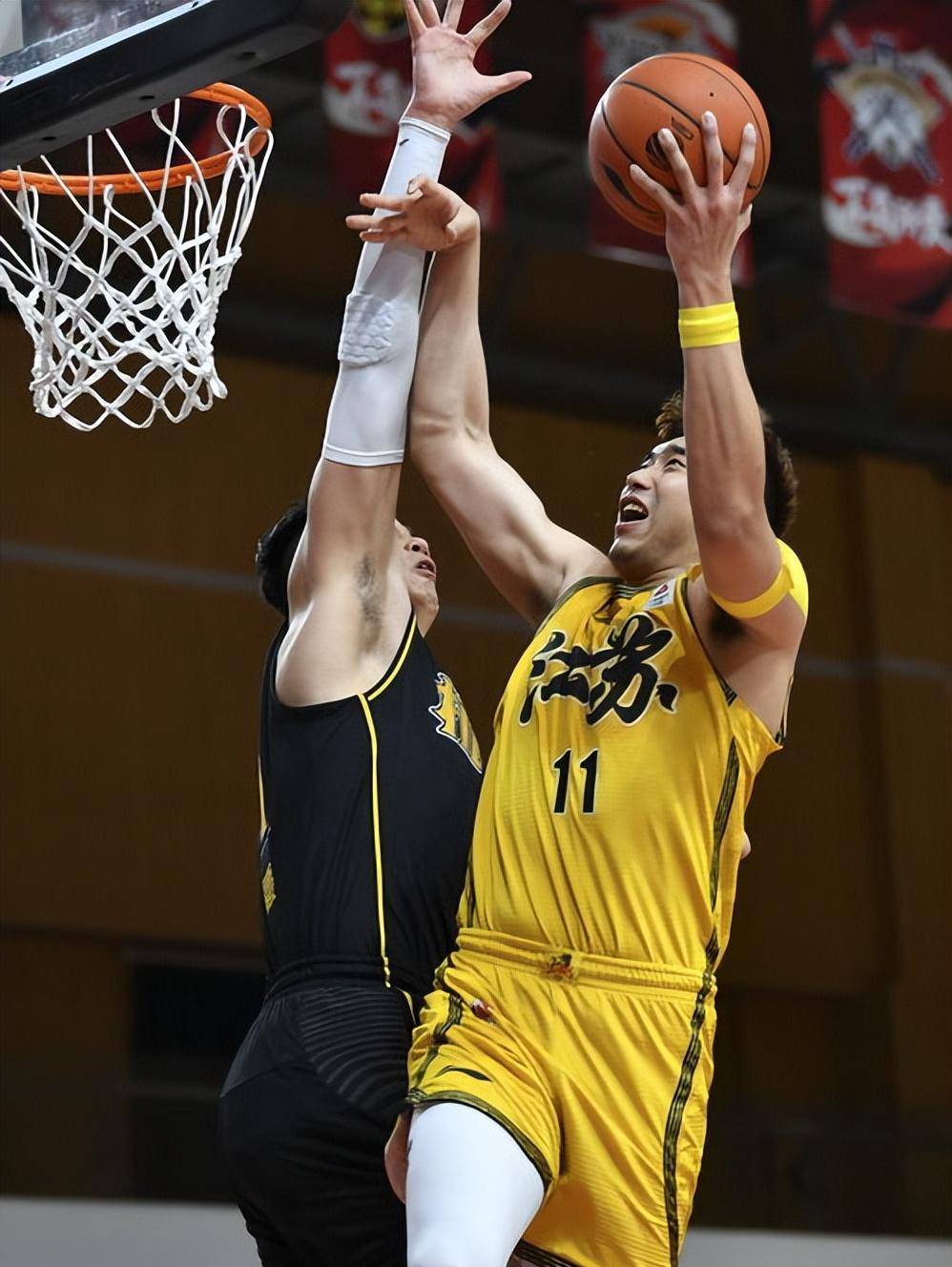 塔图姆在C9比赛中出色防守，败北引发热议！的简单介绍