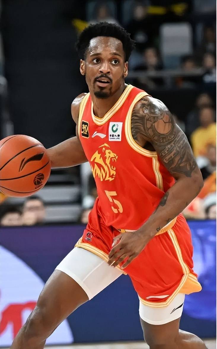  哈兰德关键节点战术调整,澳大利亚队带队取胜了吗 